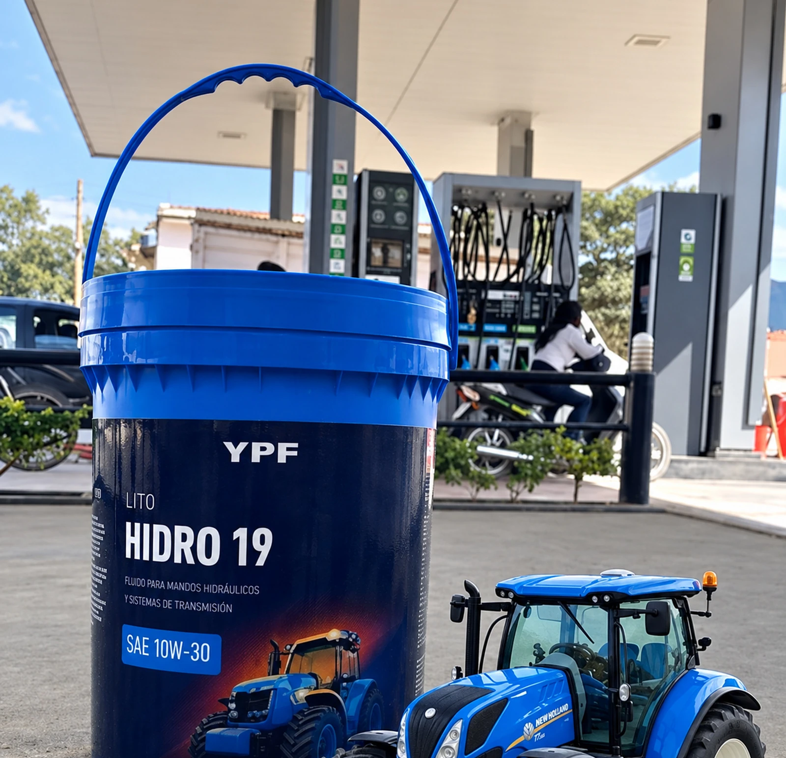 Productos YPF exhibidos en Aguaray